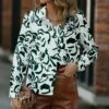 Outlet 😍 Camisa Green & White Abstract Oversize Button-Up - 👩 Women 😉 -Women's Shirts Store zu111212778 main tm1669902417